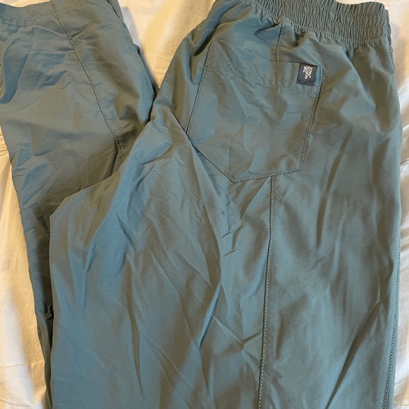 The North Face Pants - The North Face women’s hiking pants sz 8 NWOT